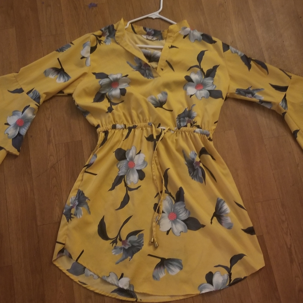 Yellow dress